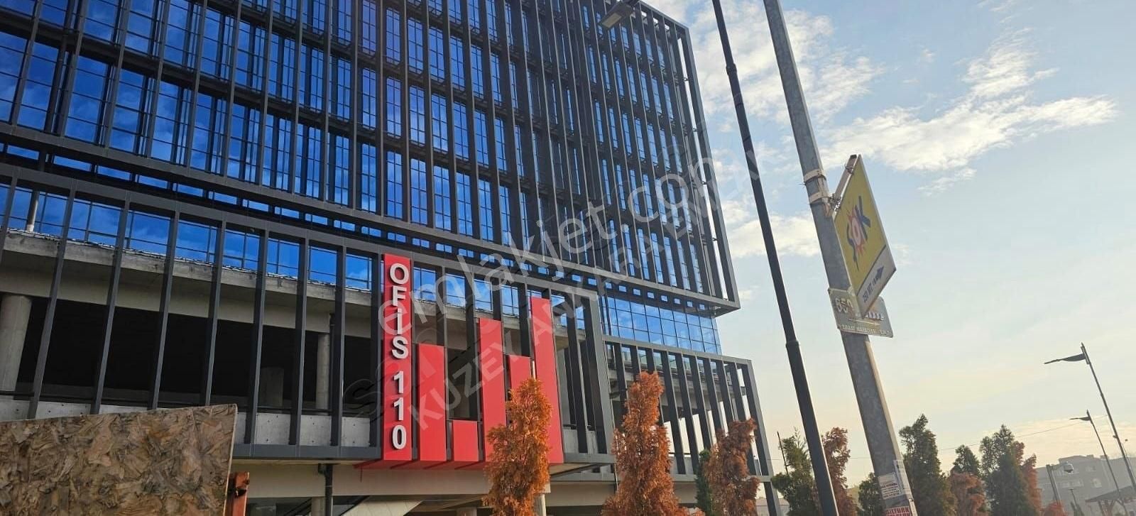 Ofis 110 Muhteşem Lokasyon Metro Çıkışı 28 M2 Ankara Manzaralı - Görsel 20