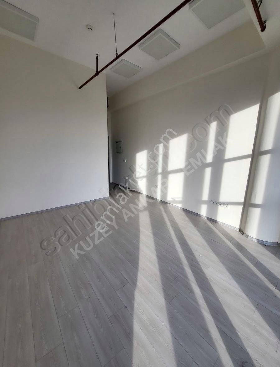 Ofis 110 Muhteşem Lokasyon Metro Çıkışı 28 M2 Ankara Manzaralı - Görsel 9