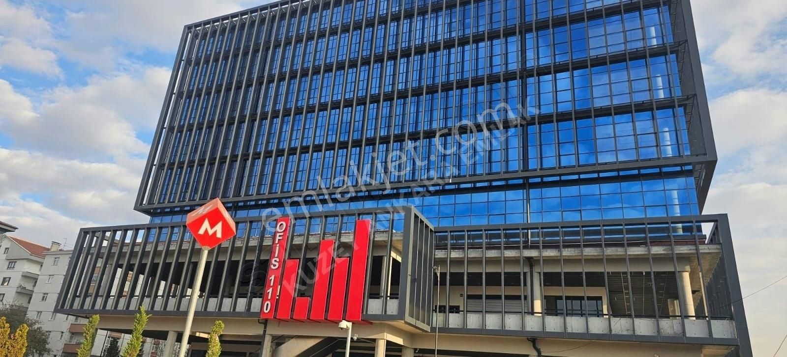 Ofis 110 Muhteşem Lokasyon Metro Çıkışı 28 M2 Ankara Manzaralı - Görsel 4