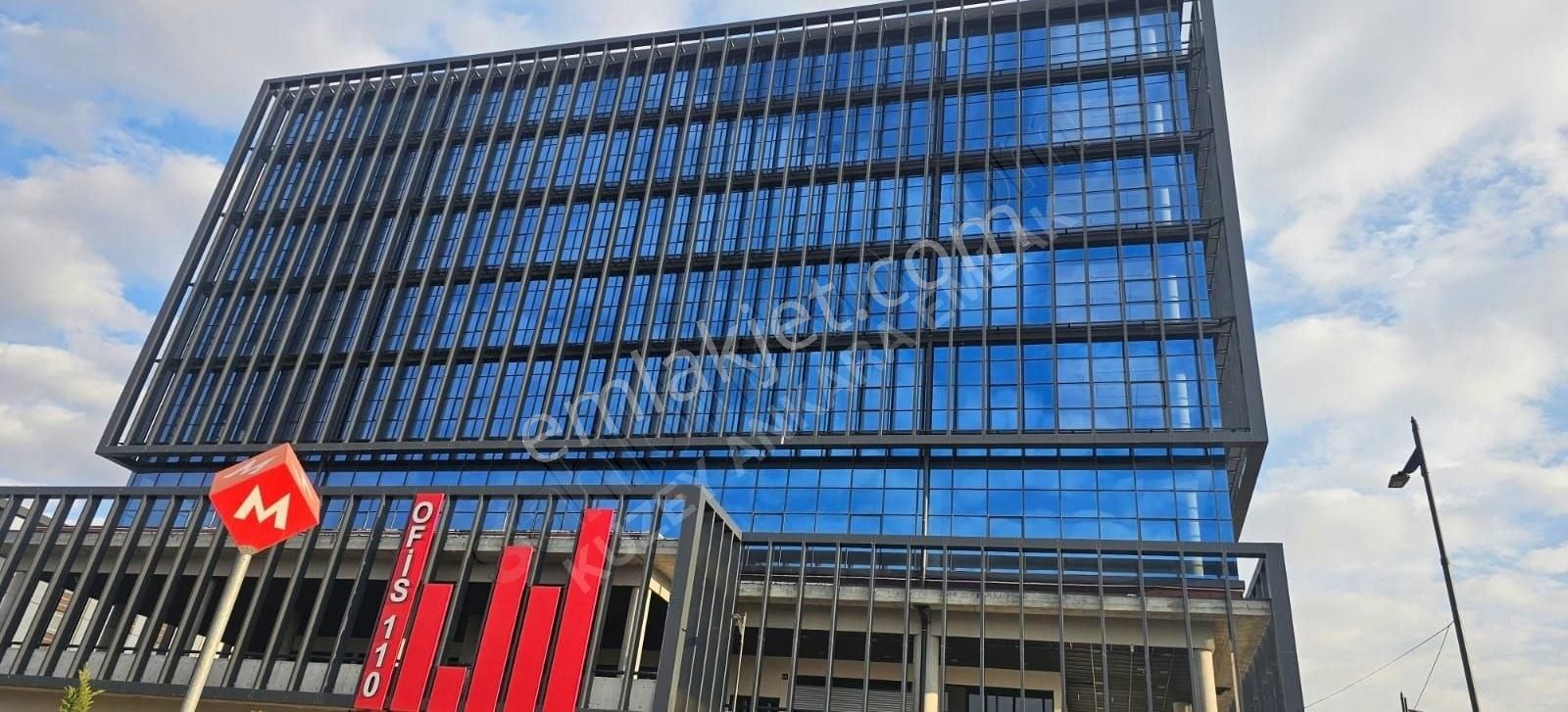 Ofis 110 Muhteşem Lokasyon Metro Çıkışı 28 M2 Ankara Manzaralı - Görsel 17