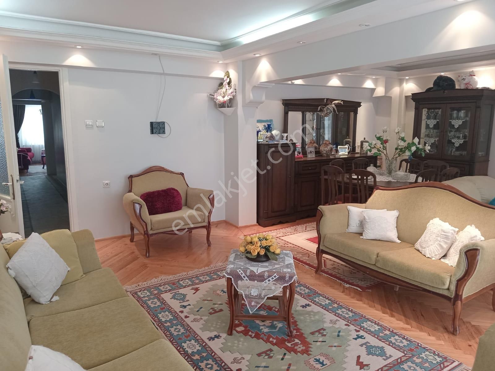 Tahir'ün Caddesi Satılık 160 M2 Ara Kat Daire (emin'den) - Görsel 25