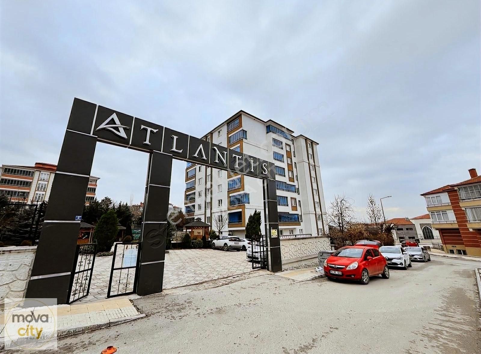 Çorum Merkez Bahçelievler Satılık Daire Atlantis Sitesinde 4+1 Satılık Lüks Daire