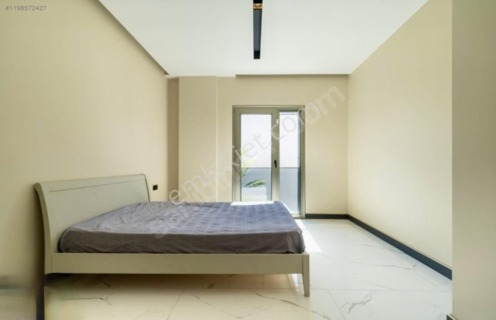 Sahıle Yakın-guvenlık-özel Havuz/otopark-bahçe-lüx-akıllı Ev-tam Müstakil (2 Villa Birleştirilmiş) - Görsel 22