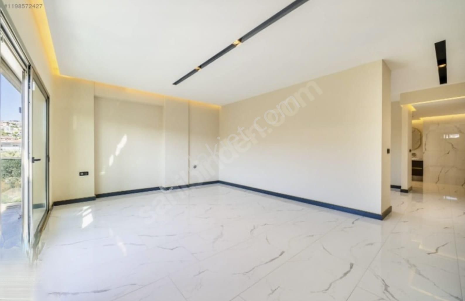 Sahıle Yakın-guvenlık-özel Havuz/otopark-bahçe-lüx-akıllı Ev-tam Müstakil (2 Villa Birleştirilmiş) - Görsel 17