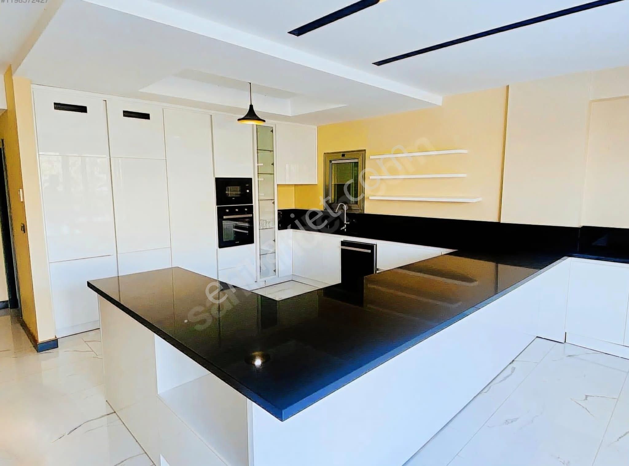 Sahıle Yakın-guvenlık-özel Havuz/otopark-bahçe-lüx-akıllı Ev-tam Müstakil (2 Villa Birleştirilmiş) - Görsel 23