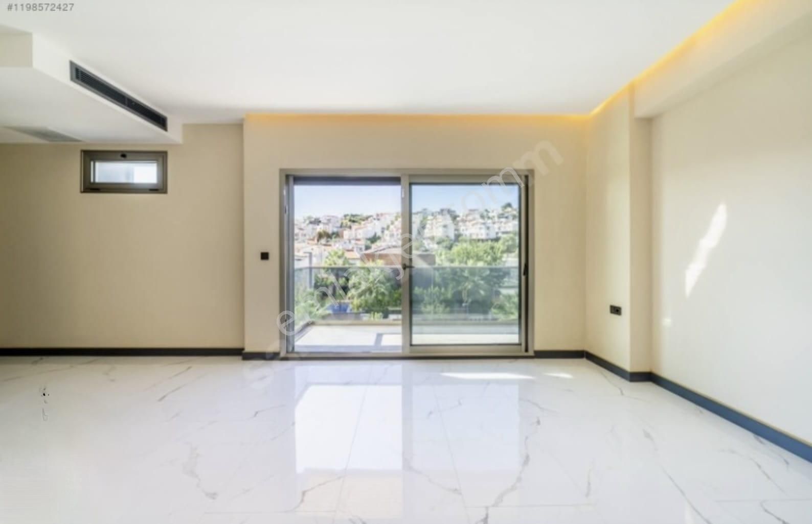 Sahıle Yakın-guvenlık-özel Havuz/otopark-bahçe-lüx-akıllı Ev-tam Müstakil (2 Villa Birleştirilmiş) - Görsel 18