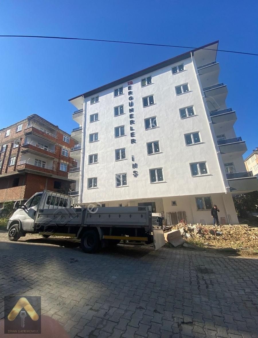 Bulancak Bahçelievler Satılık Daire Divan Gayrimenkul Bulancak Bahçelievler Mah. 2+1 95m2 Satılık