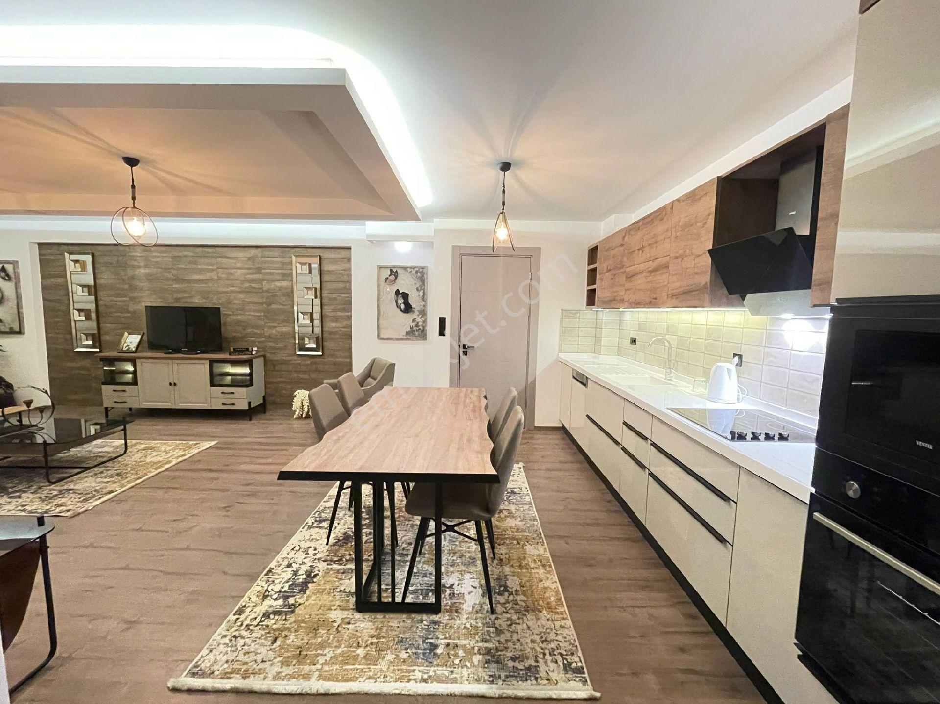 Kuşadası Değirmendere Mevkiinde Doğalgazlı Yerden Isıtmalı Havuzlu Sitede 3+1 140m2 Lux Daire - Görsel 11