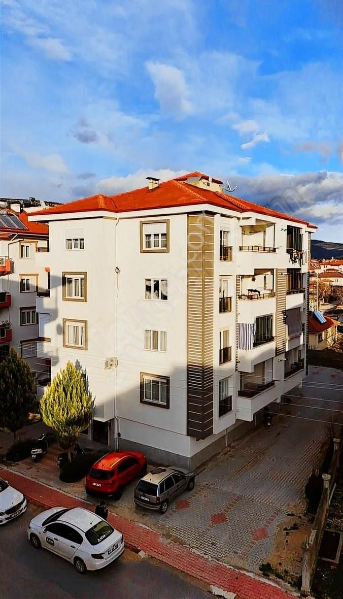 Bucak Fatih Satılık Daire Açan'dan 120 M2 Geniş 2+1 Daire