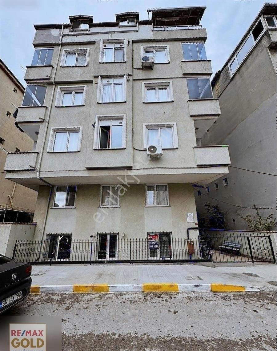 Pendik Çamçeşme Satılık Daire Pendik Çamçeşme Mahalesinde Satılık 3+1 Ters Dublex