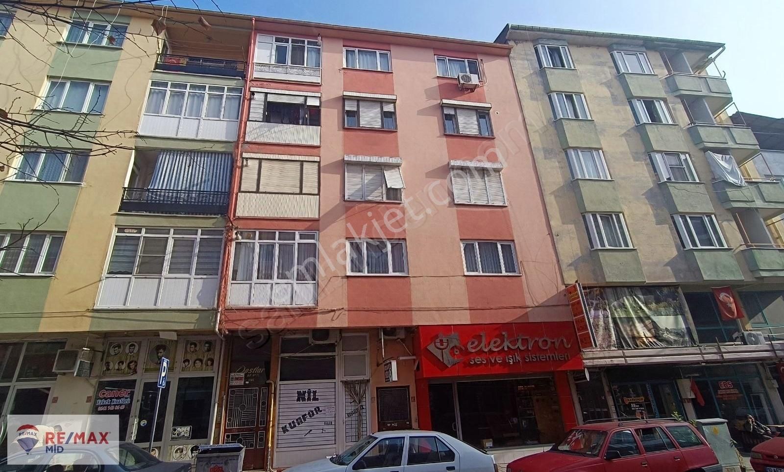 Karesi Ali Hikmet Paşa Satılık Daire Remax Mid'den Altay Caddesinde 2+1 Satılık Daire