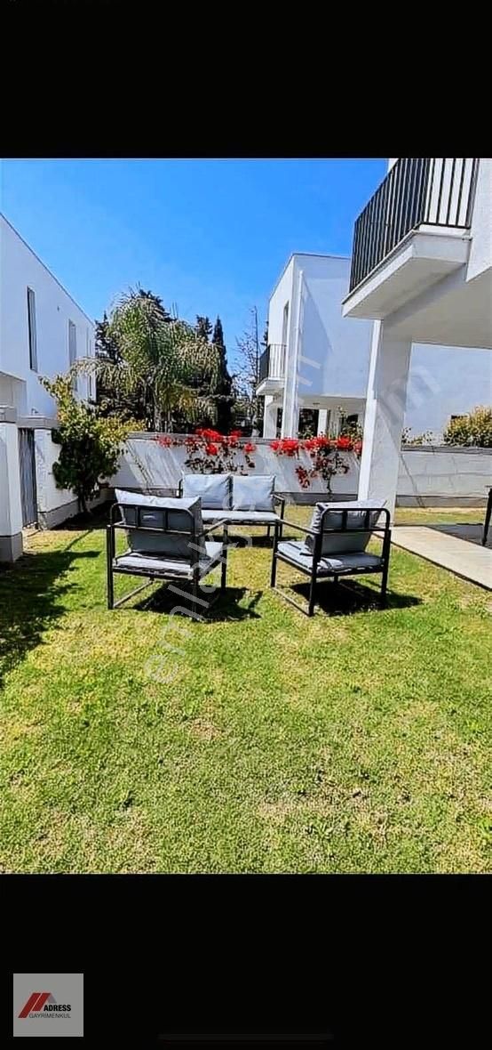 Bodrum Akyarlar Kiralık Daire Bodrum Akyarlarda Denize 50 M Kiralık Dubleks Daire