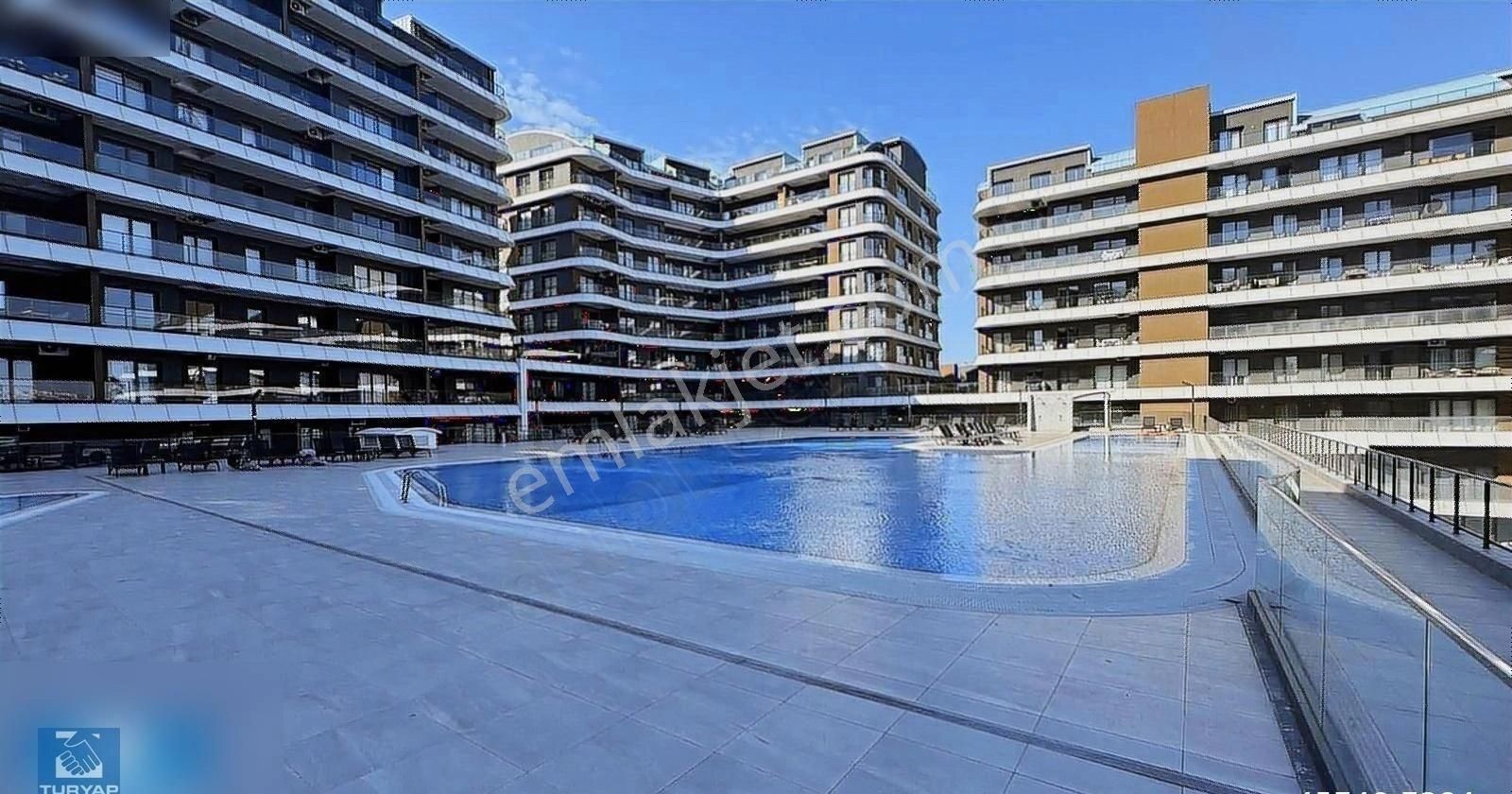 Büyükçekmece Mimaroba Satılık Daire Marina 24,te Süper Konum Full Deniz Manzaralı Dublex 4+1