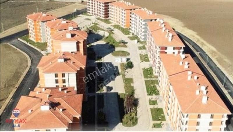 Silivri Mimar Sinan Satılık Daire Remax Ala'dan Silivri Alipaşa Mah.'de Satılık 2+1 Ara Kat