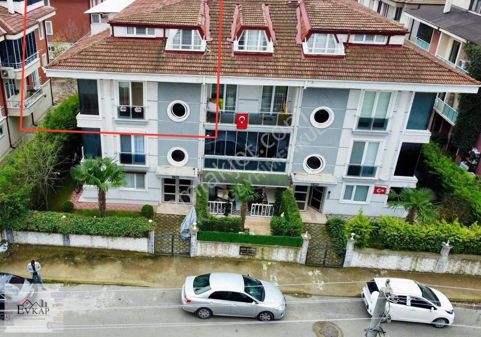 Serdivan Arabacıalanı Satılık Daire Evkap Gayrimenkulden Şehrin Gözde Konumunda Satılık 3+1 Daire