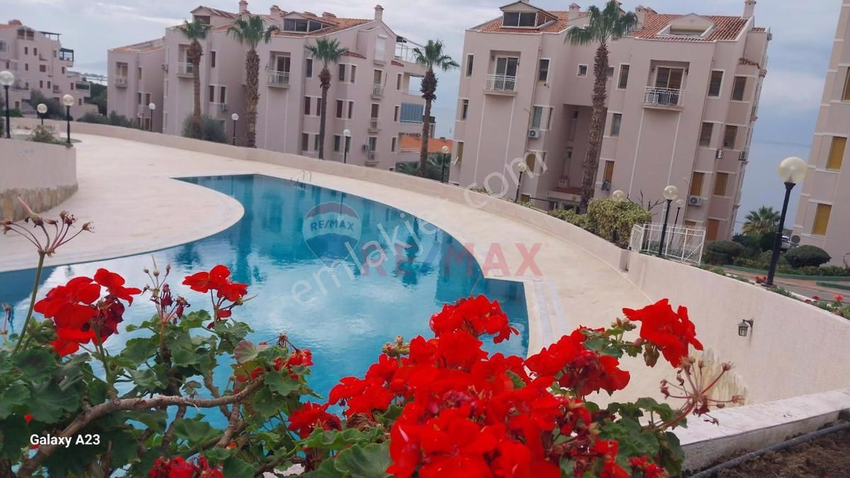 Kuşadası Türkmen Satılık Daire Kuşadasının En Prestijli Sitesi Akyar Konaklarında Satılık Deniz Manzaralı 3+1