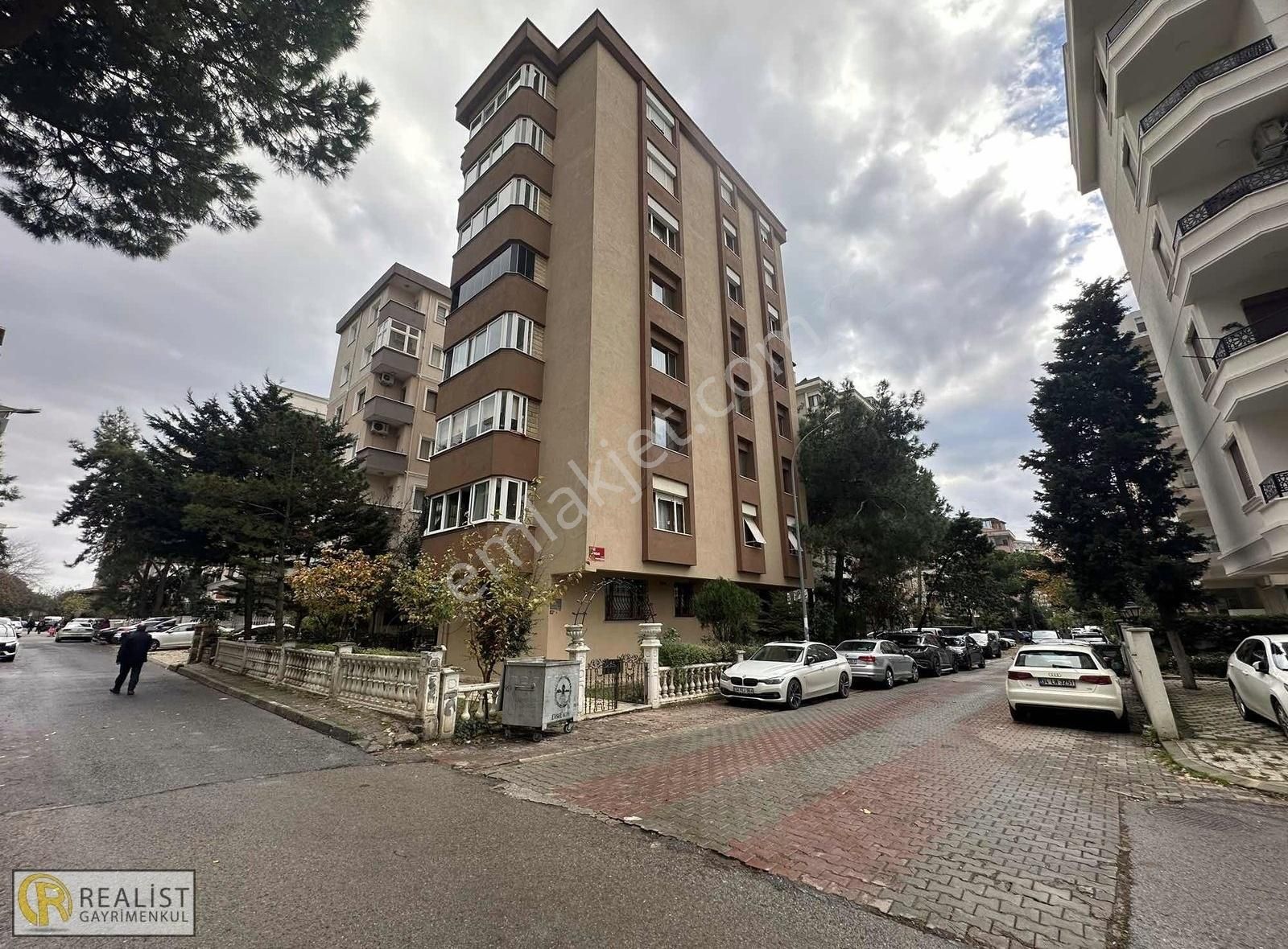 Maltepe Yalı Satılık Daire Maltepe Yalı Mh. Çok İyi Konumda 165 M2 Muhteşem 3+1 Daire