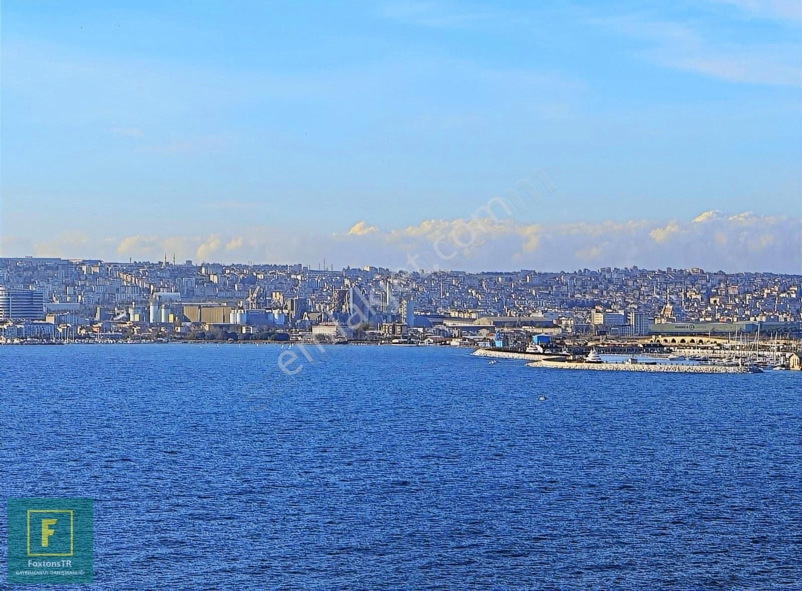 Büyükçekmece Atatürk Satılık Daire Panoramik Deniz Manzaralı - Ara Kat -110 M² - Sahile Komşu- 2+1