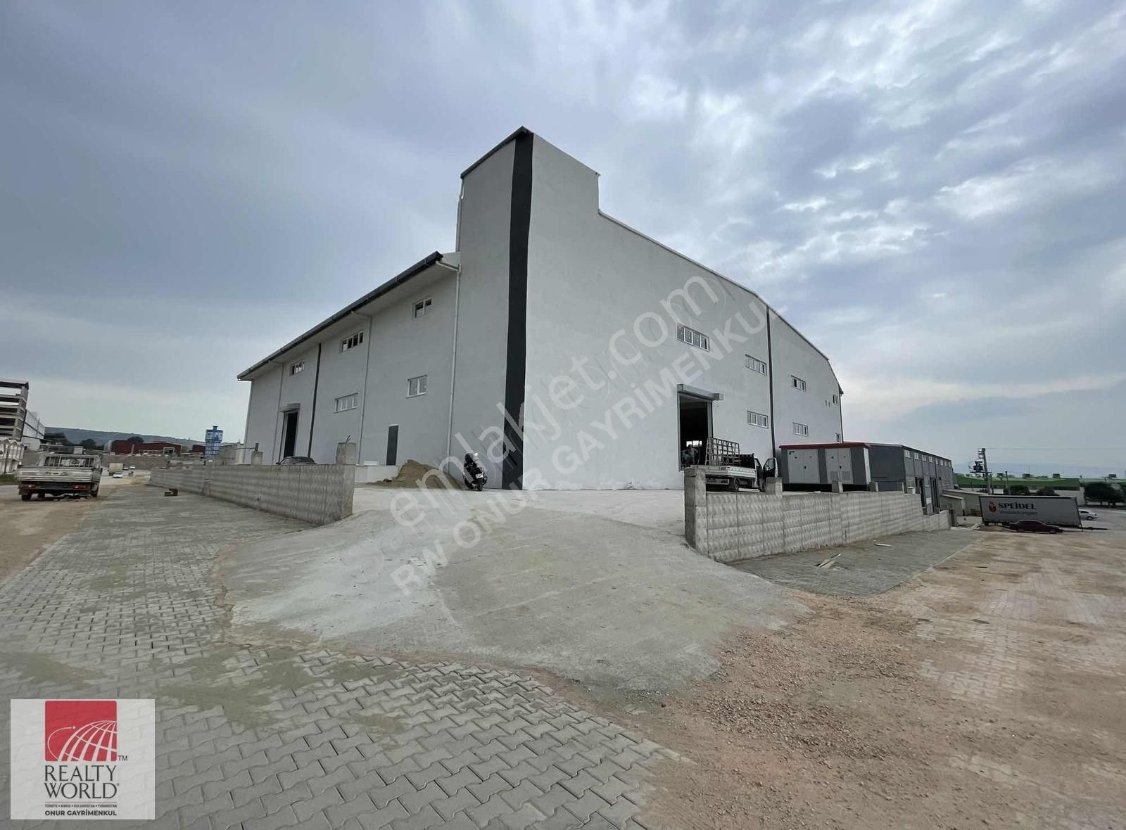 Bursa İnegöl Kiralık Fabrika Taha Dumlu'dan Yenice Osb'de Weltew Karşısı 8.800m2 Üretim Yeri