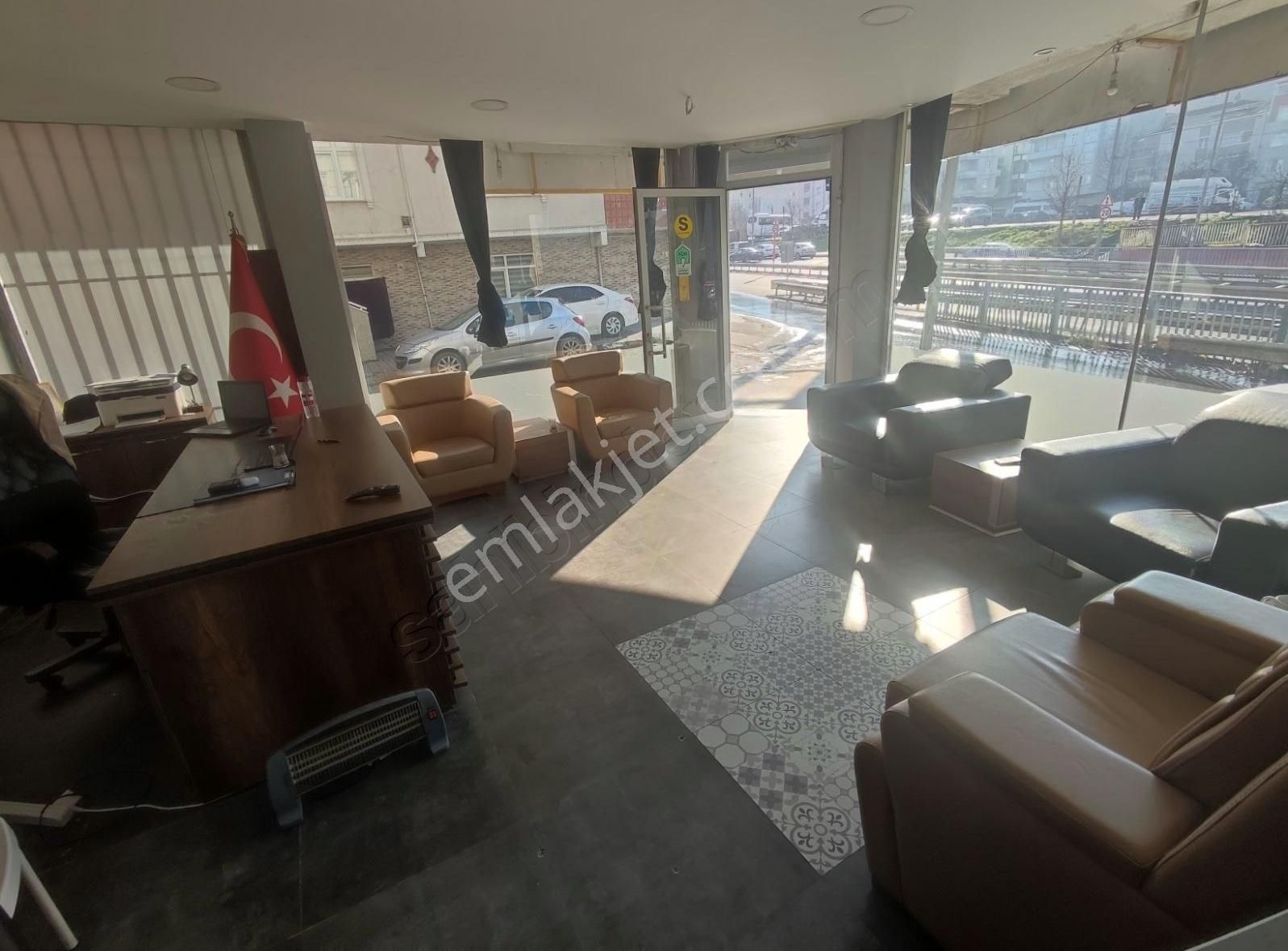 Küçükçekmece Söğütlü Çeşme Kiralık Ofis Küçükçekmece Huzur Cad. Home Ofis Köşe Başı Kiralık