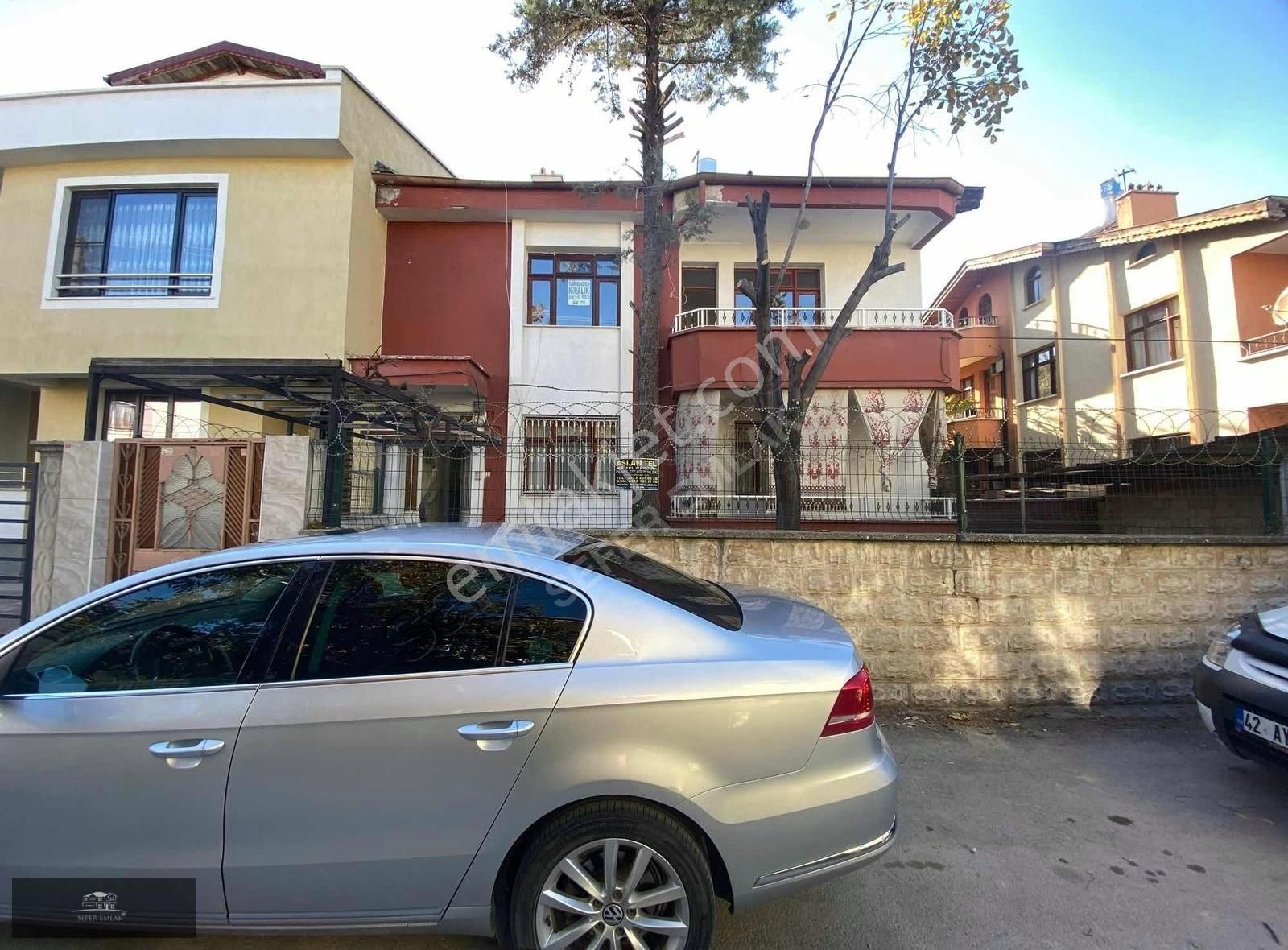 Selçuklu Dumlupınar Kiralık Daire Sefer'den Dumlupınar Mah Ebevyn Banyo 4+1 Genıs Kombılı Daıre