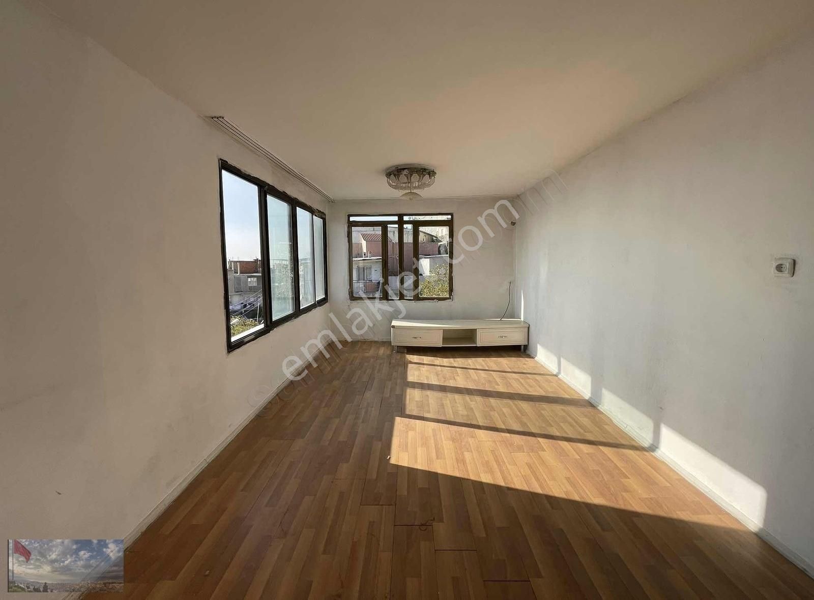 Fırsat "" Manzaralı Satılık Bina Dört Adet Daire 4.900.000₺ - Görsel 16