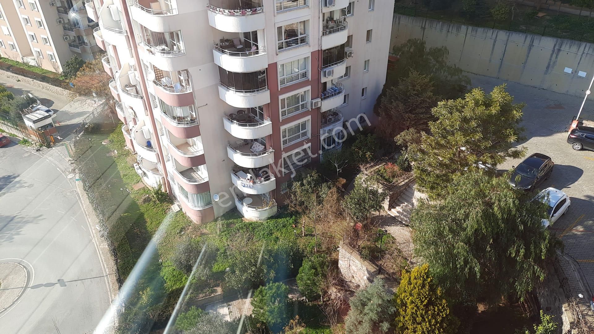 Sahibinden Satılık Bakımlı Daire -her Odadan Panoramik Deniz Manzaralı - Görsel 18