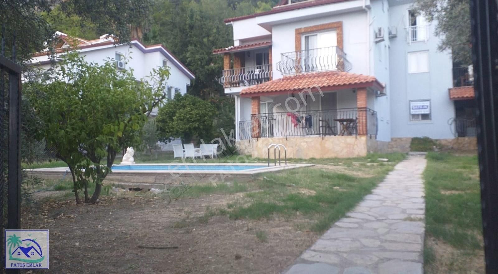 Fethiye Göcek Satılık Daire Fatoş Emlak'tan Muğla Göcek'te 1+1 Geniş Bahçeli Giriş Daire