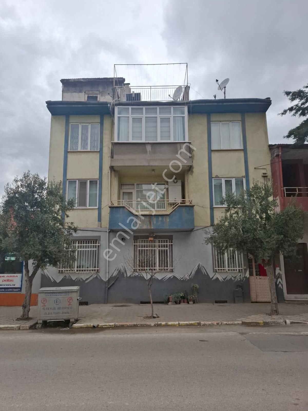 Altıeylül Gaziosmanpaşa Satılık Daire Century 21. Loca Gayrimenkul'den 3+1 Satılık Daire Gaziosmanpaşa Mh.