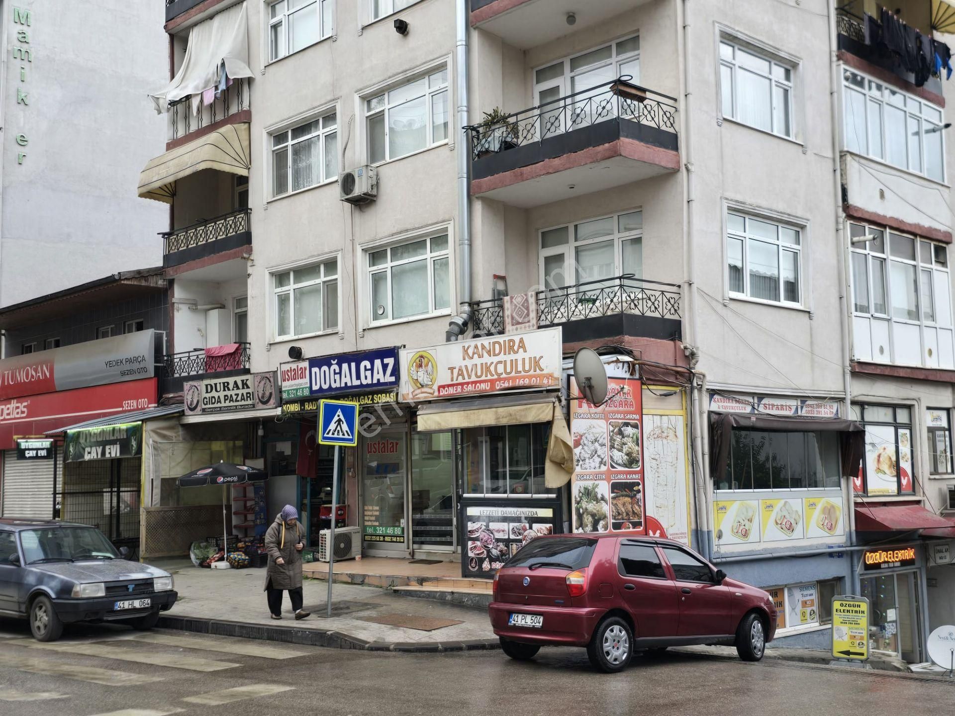 İzmit Yenişehir Satılık Daire İzmit Turan Güneş Caddesi Üzerinde 3+1 Satılık Daire.