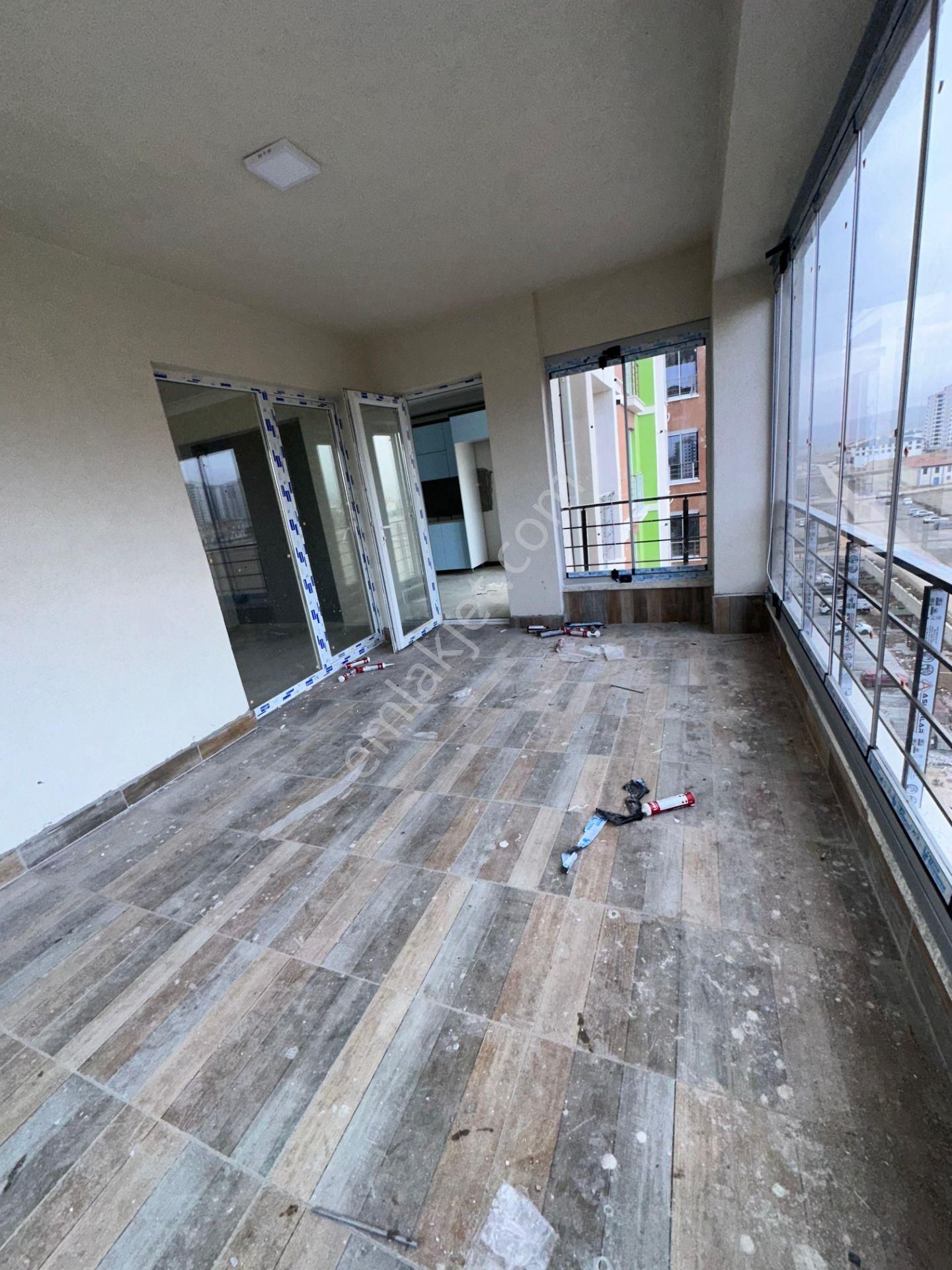 Gordion Emlak'tan Şehitlik Mahallesi 4+1 Full+full Yapılı Mükemmel Konumda - Görsel 12