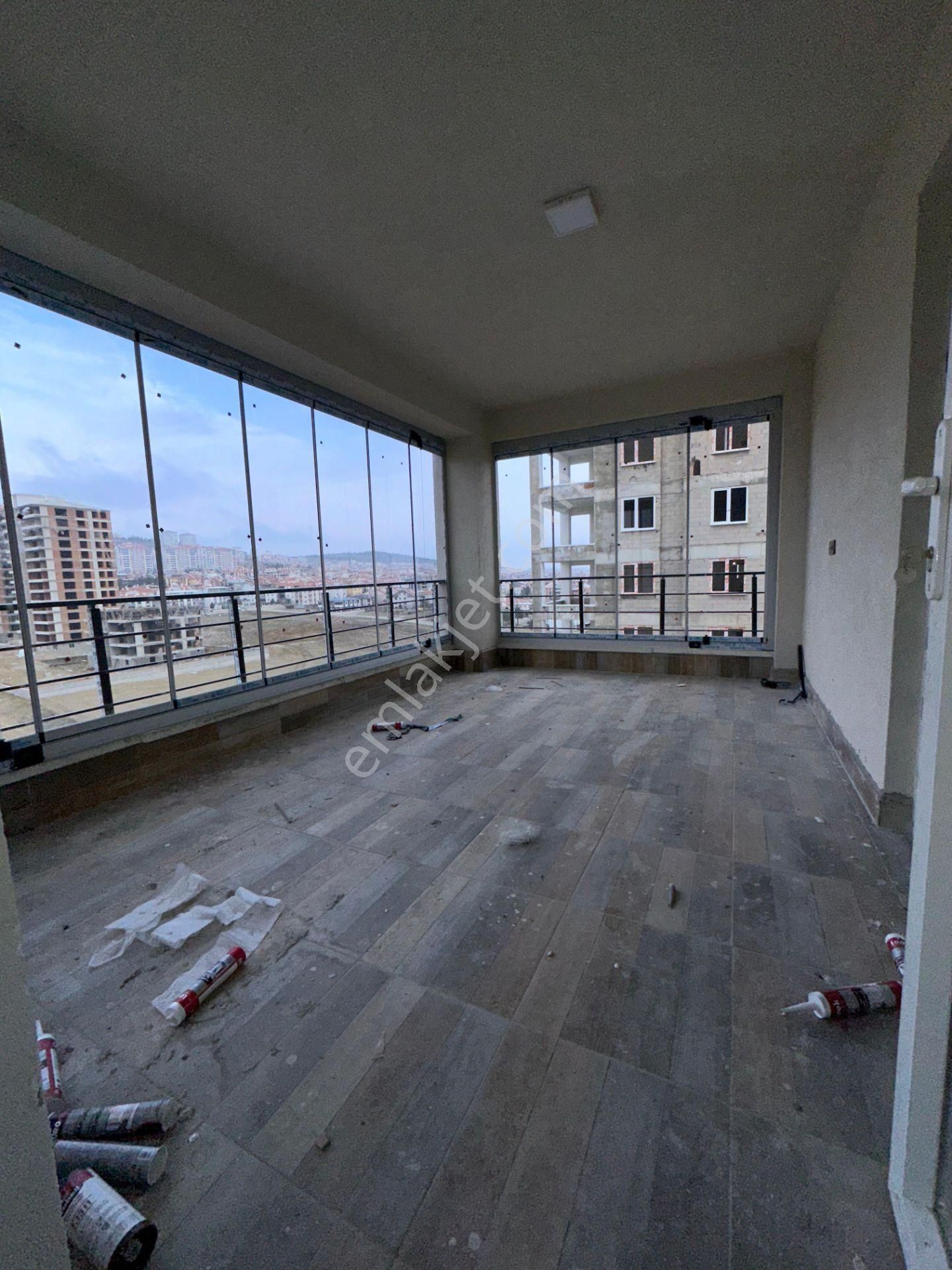 Gordion Emlak'tan Şehitlik Mahallesi 4+1 Full+full Yapılı Mükemmel Konumda - Görsel 10