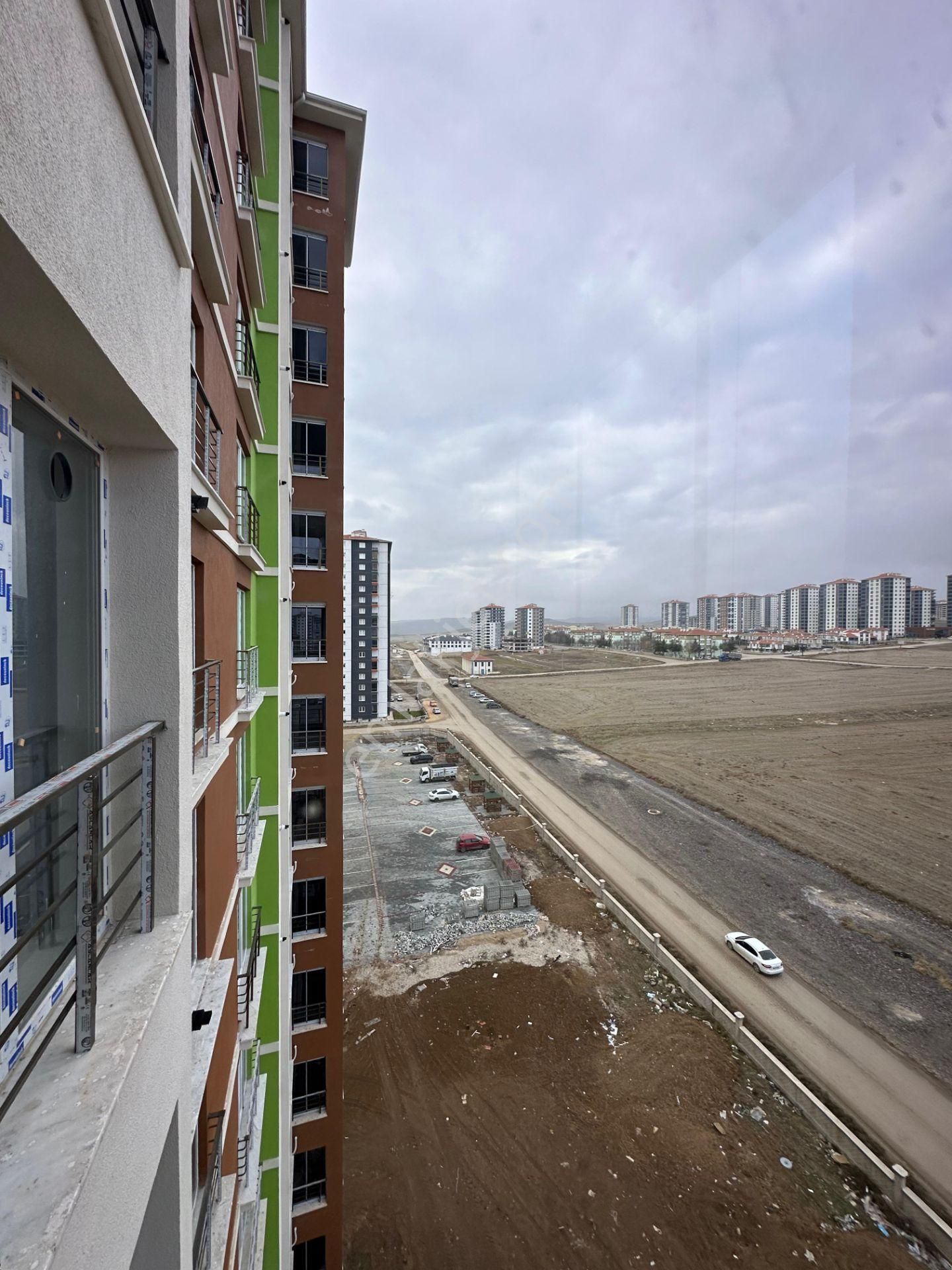 Gordion Emlak'tan Şehitlik Mahallesi 4+1 Full+full Yapılı Mükemmel Konumda - Görsel 14