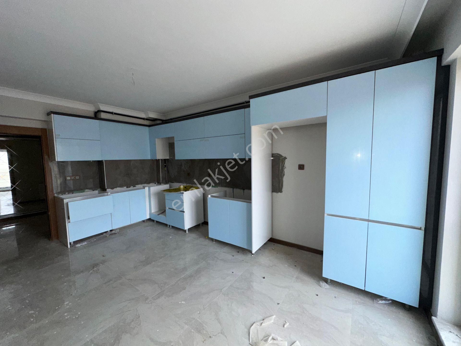 Gordion Emlak'tan Şehitlik Mahallesi 4+1 Full+full Yapılı Mükemmel Konumda - Görsel 9