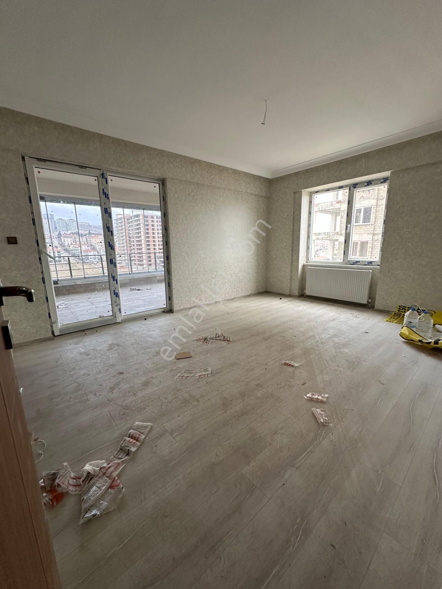 Gordion Emlak'tan Şehitlik Mahallesi 4+1 Full+full Yapılı Mükemmel Konumda - Görsel 16