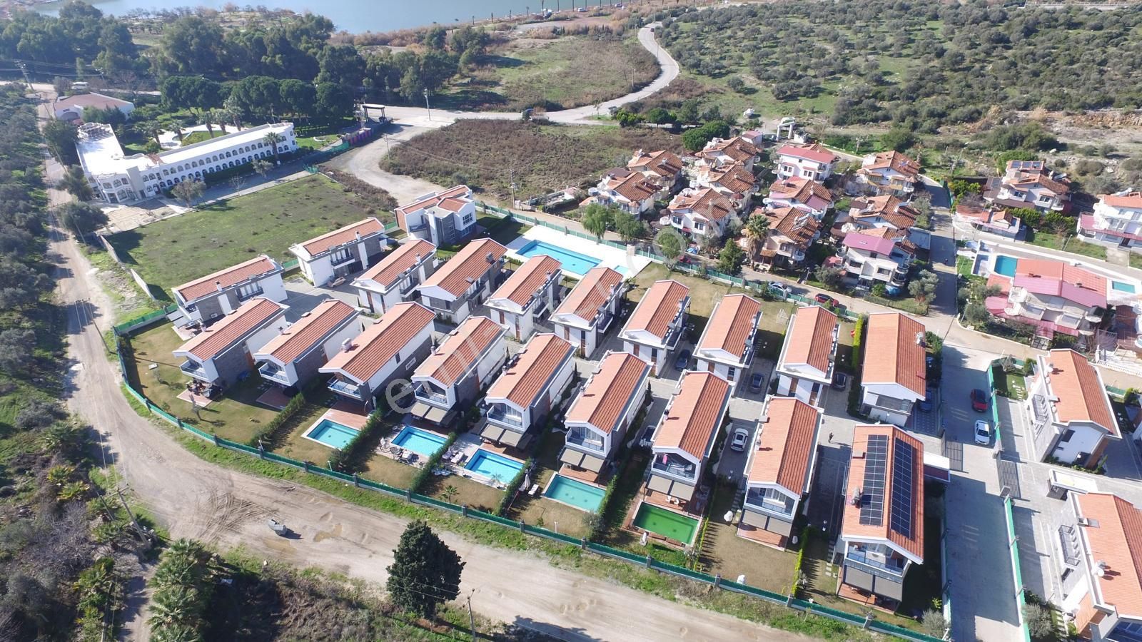 Kuşadası Bayraklıdede Satılık Villa Kuştur Adagöl Mevkinde Satılık Lüks Villa