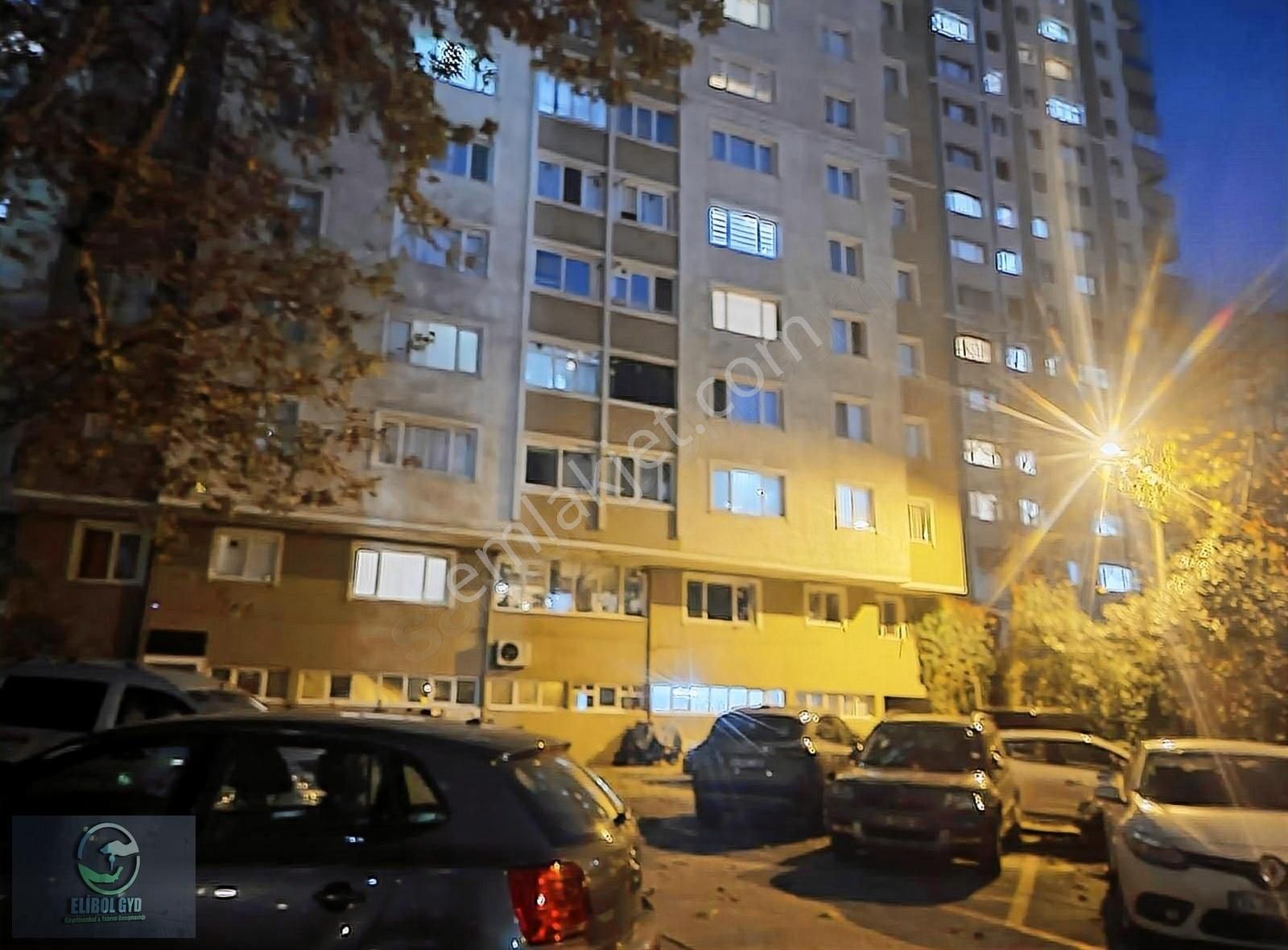 Zeytinburnu Sümer Satılık Daire Matbaacılar Sitesi 1+1, 80 M² Daire / Kiracı Sorunsuzdur