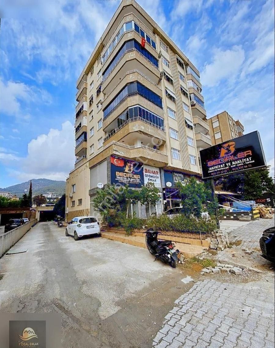 Anamur Yeşilyurt Satılık Daire Belediye Civarı Full Yapılı 3+1 200 Metrekare Daire