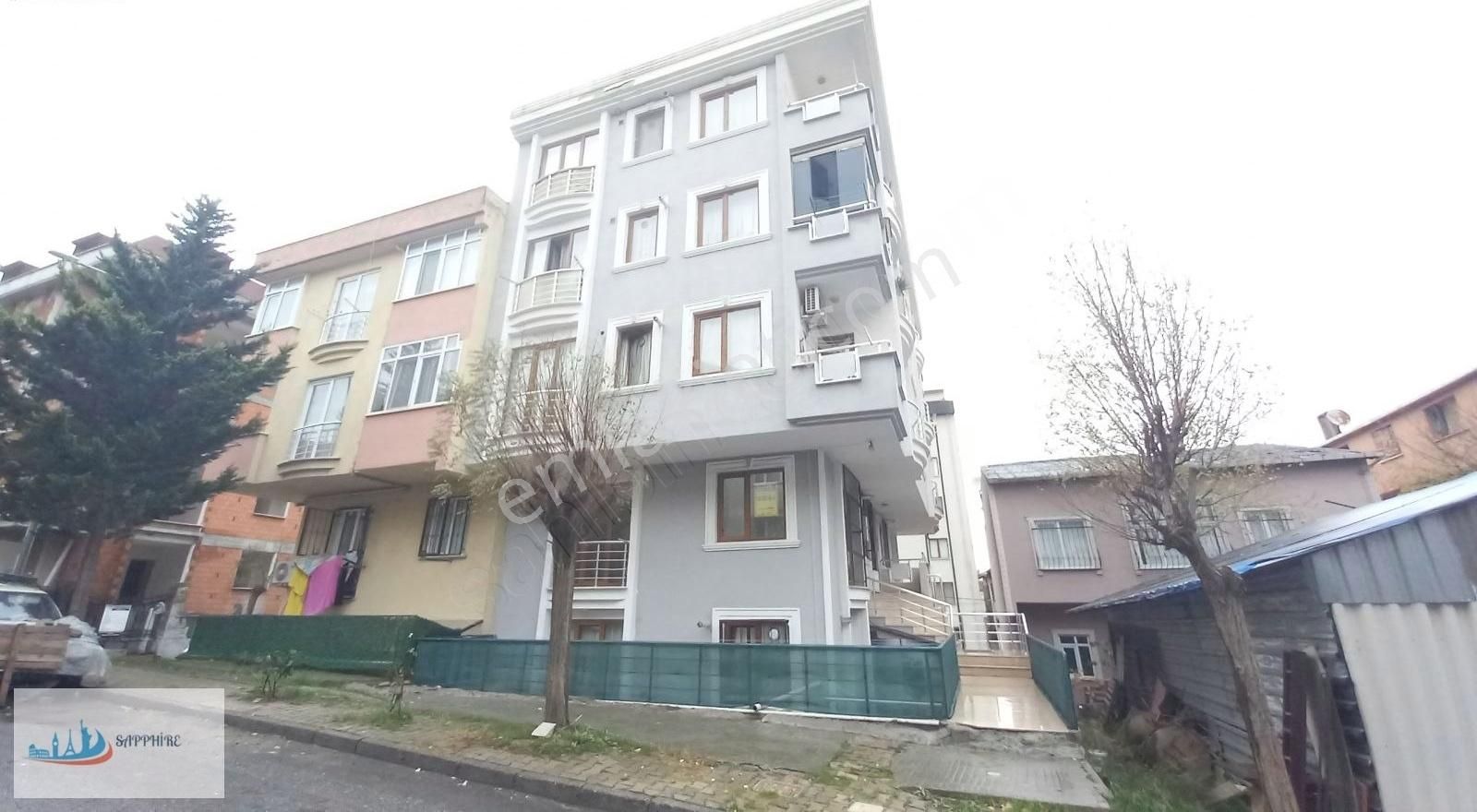 Çekmeköy Kirazlıdere Kiralık Daire 1+1 Yüksek Giriş Ayrı Mutfaklı Merkezi Konum