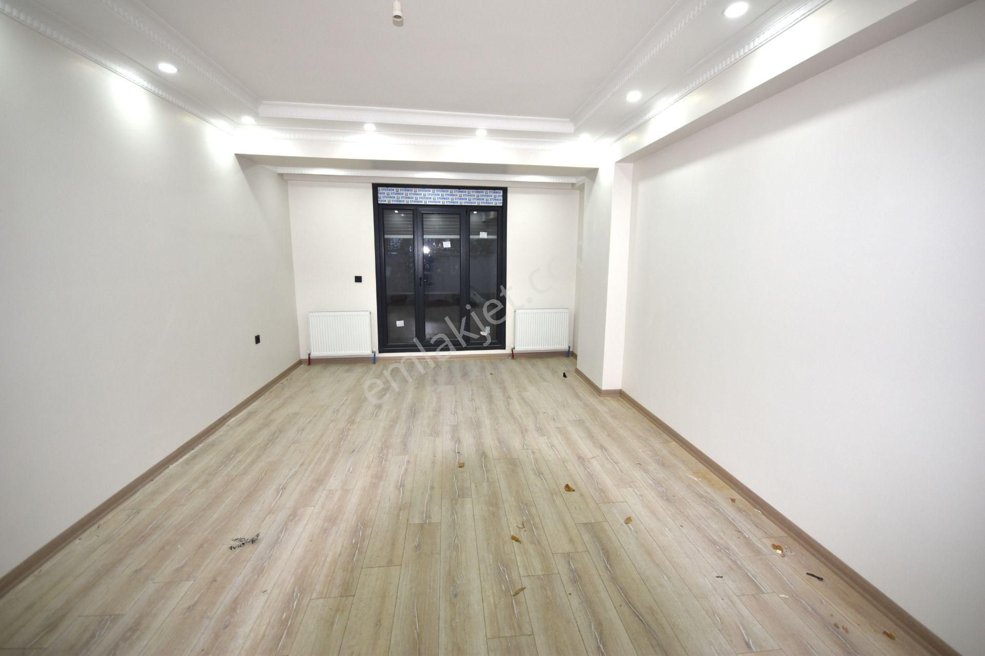 Küçükçekmece Söğütlü Çeşme Satılık Daire Nest Emlak'tan Sultanmurat Mh 2+1 100m2 Tapu Masrafsız Daire