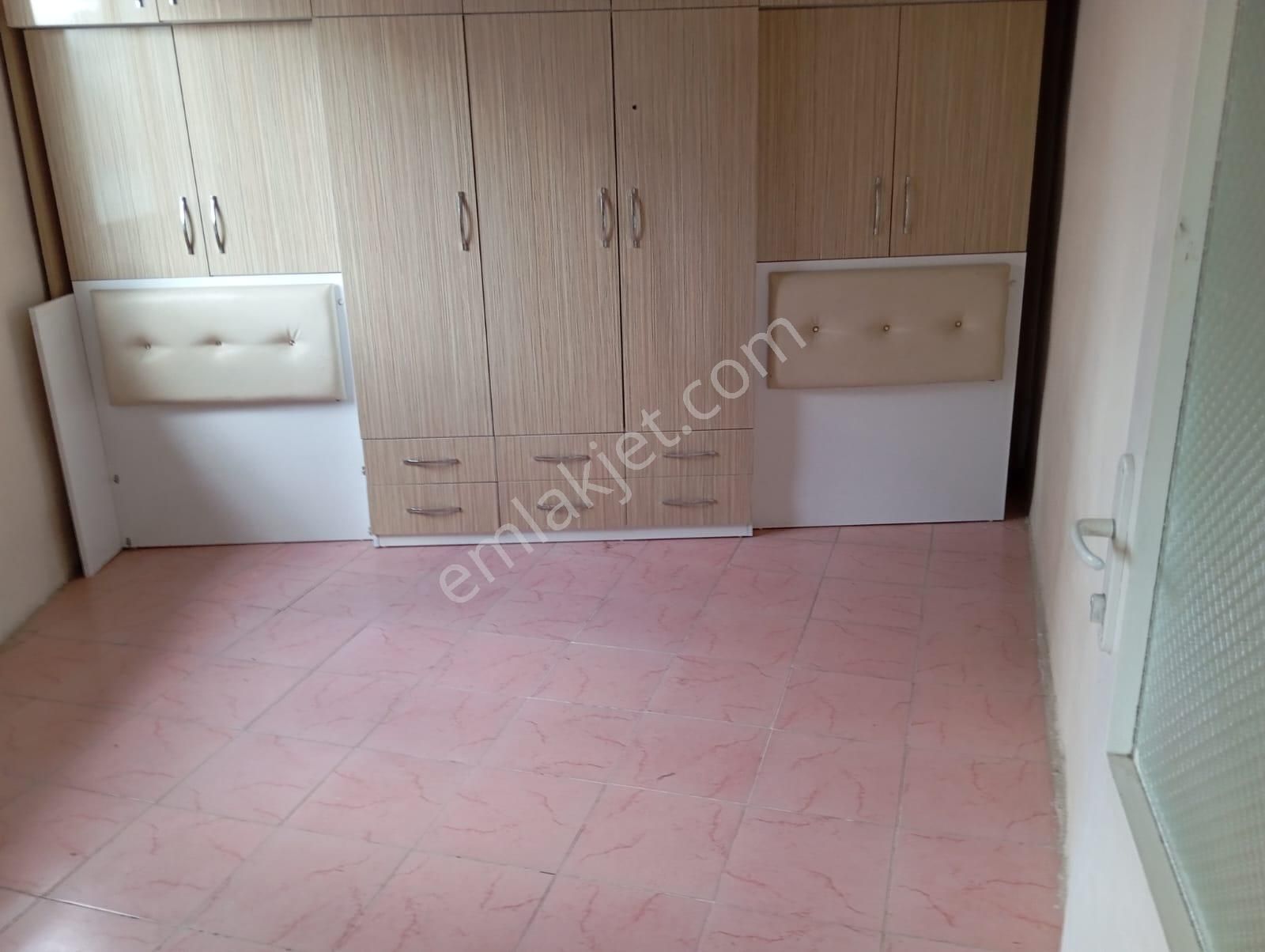 Mühendis Emlak Karabağlar Mah. Eserkent Yakını 2+1 80 M2 Kiralık Daire - Görsel 6