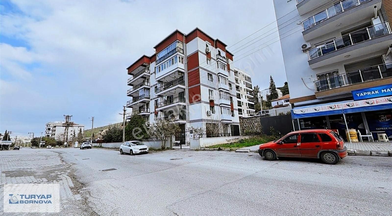 Çiğli Balatçık Satılık Daire Çiğli Balatçık Mahallesi'nde Satılık 3 + 1 Daire