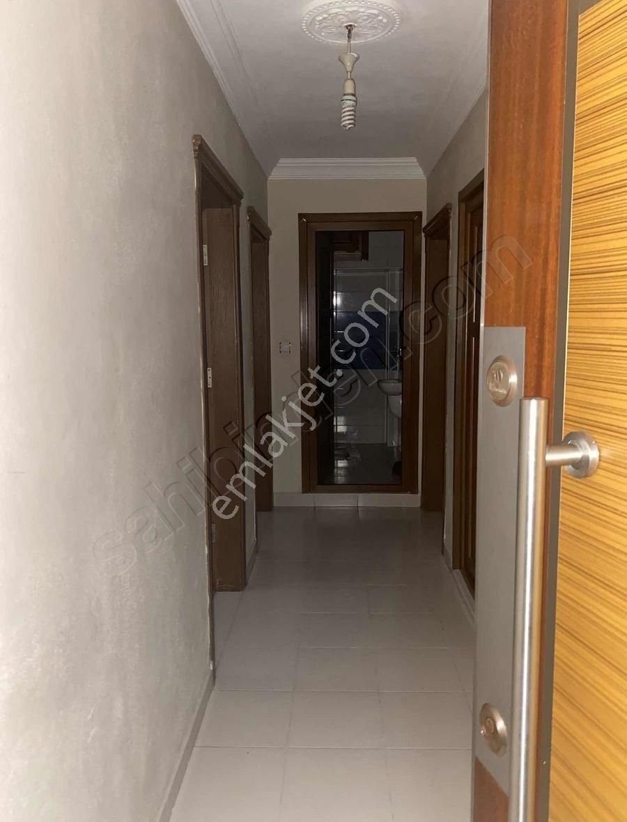 Sultangazi Uğur Mumcu Kiralık Daire _uğur_mumcuda_tranvaya_yakın_2+1_kiralık_bahçe_kat_