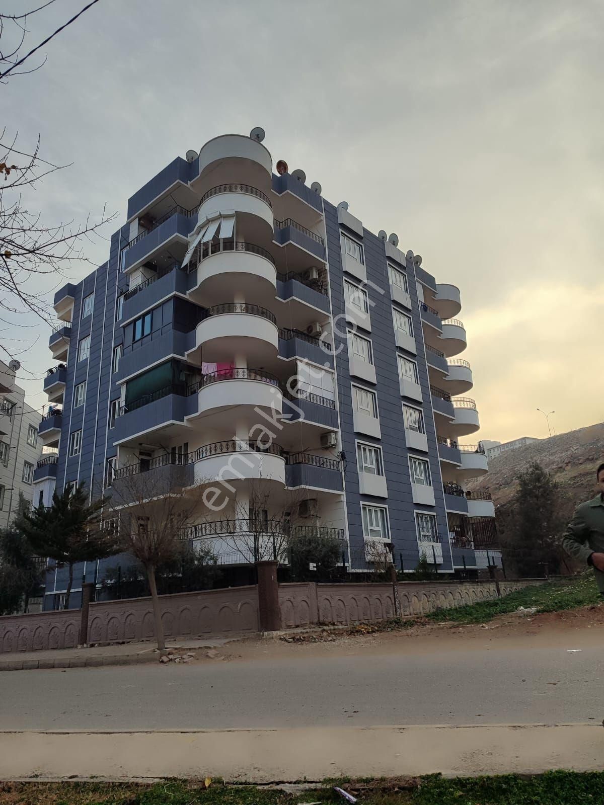 Karaköprü Batıkent Satılık Daire Akpıyar Aksagaz Arkası Satılık 4+1 Arakat Daire 3