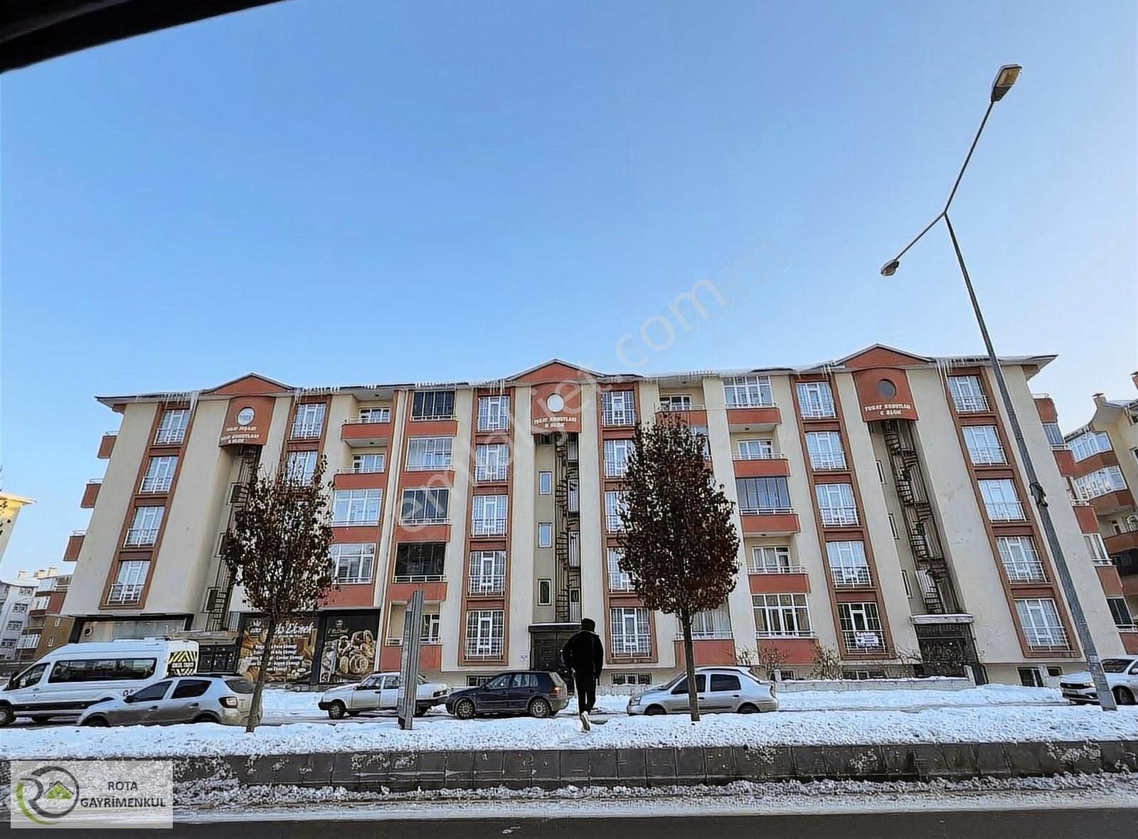 Yakutiye Şükrüpaşa Kiralık Daire Rota Gayrimenkul'den Şükrüpaşa'da 3+1 Kiralık Daire