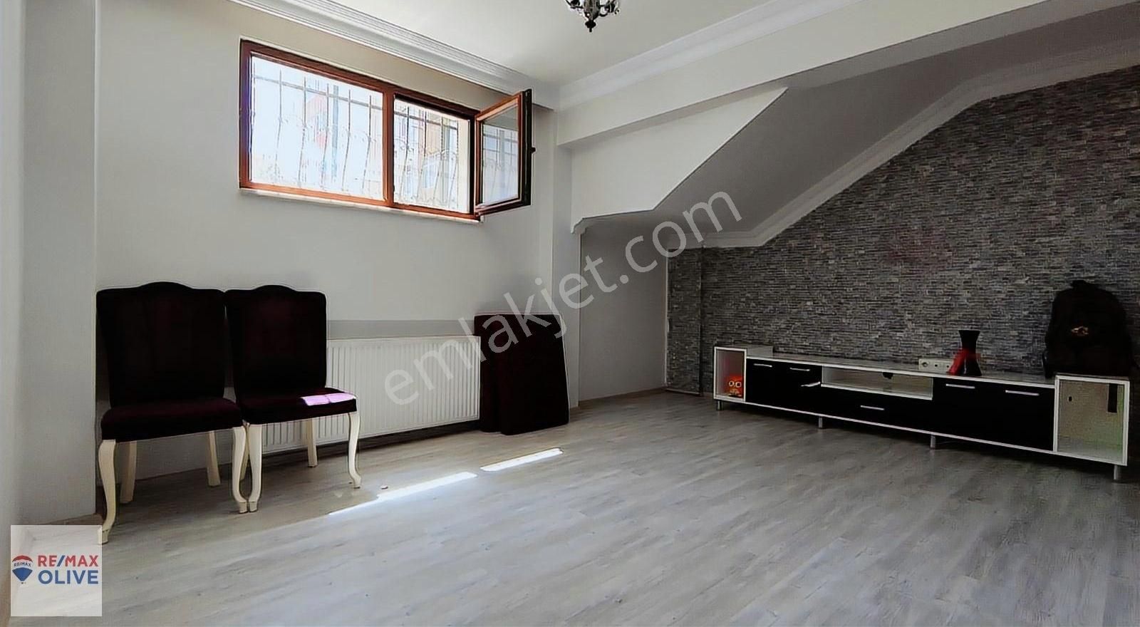 Küçükçekmece İnönü Kiralık Daire Küçükçekmece İnönü Mahallesi Kiralık 2+1 Bahçe Katı Daire