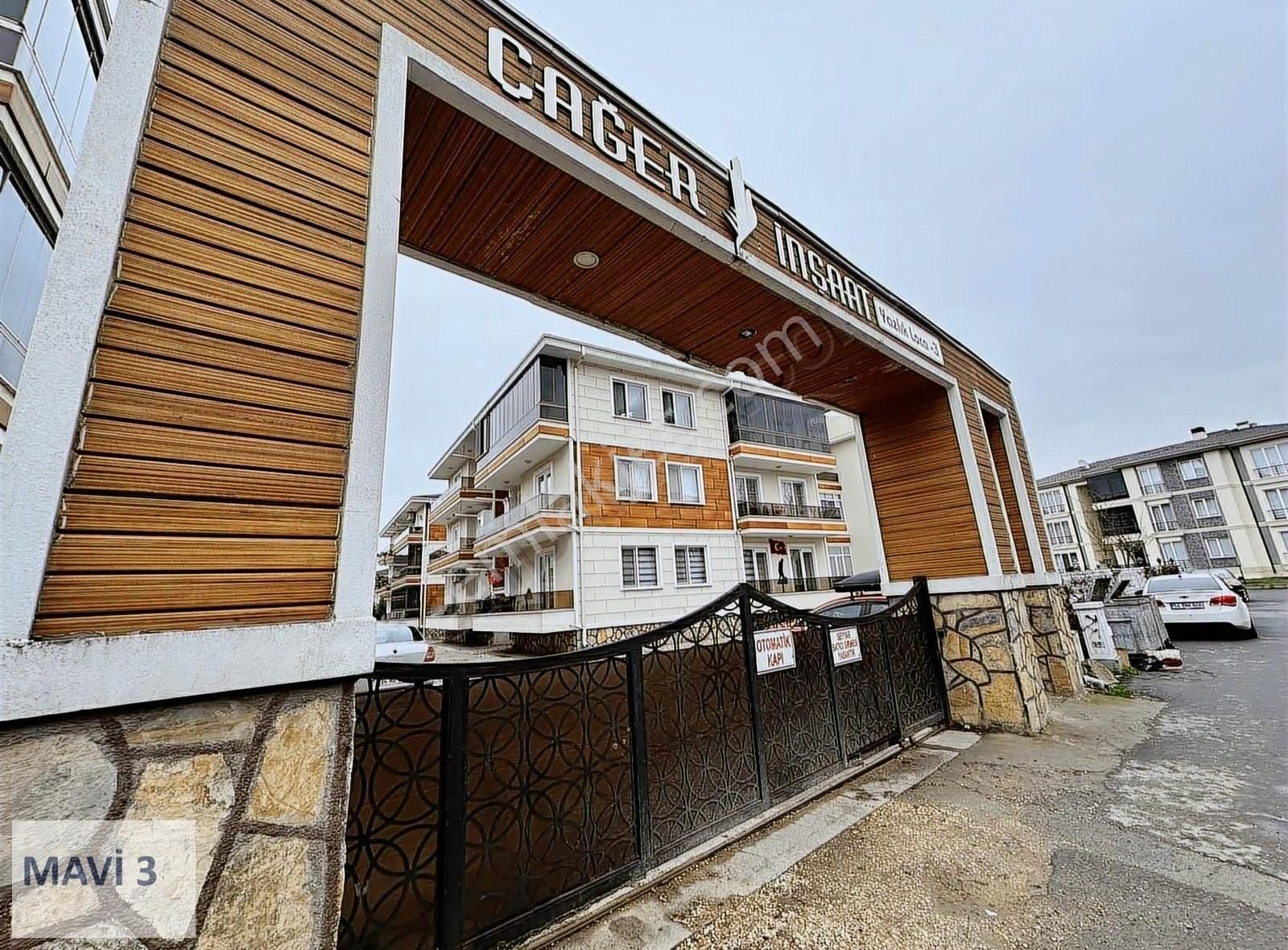 Serdivan Yazlık Satılık Daire Remax Mavi'den Serdivan Yazlık Orta Mahalle'de Satılık 3+1 Daire