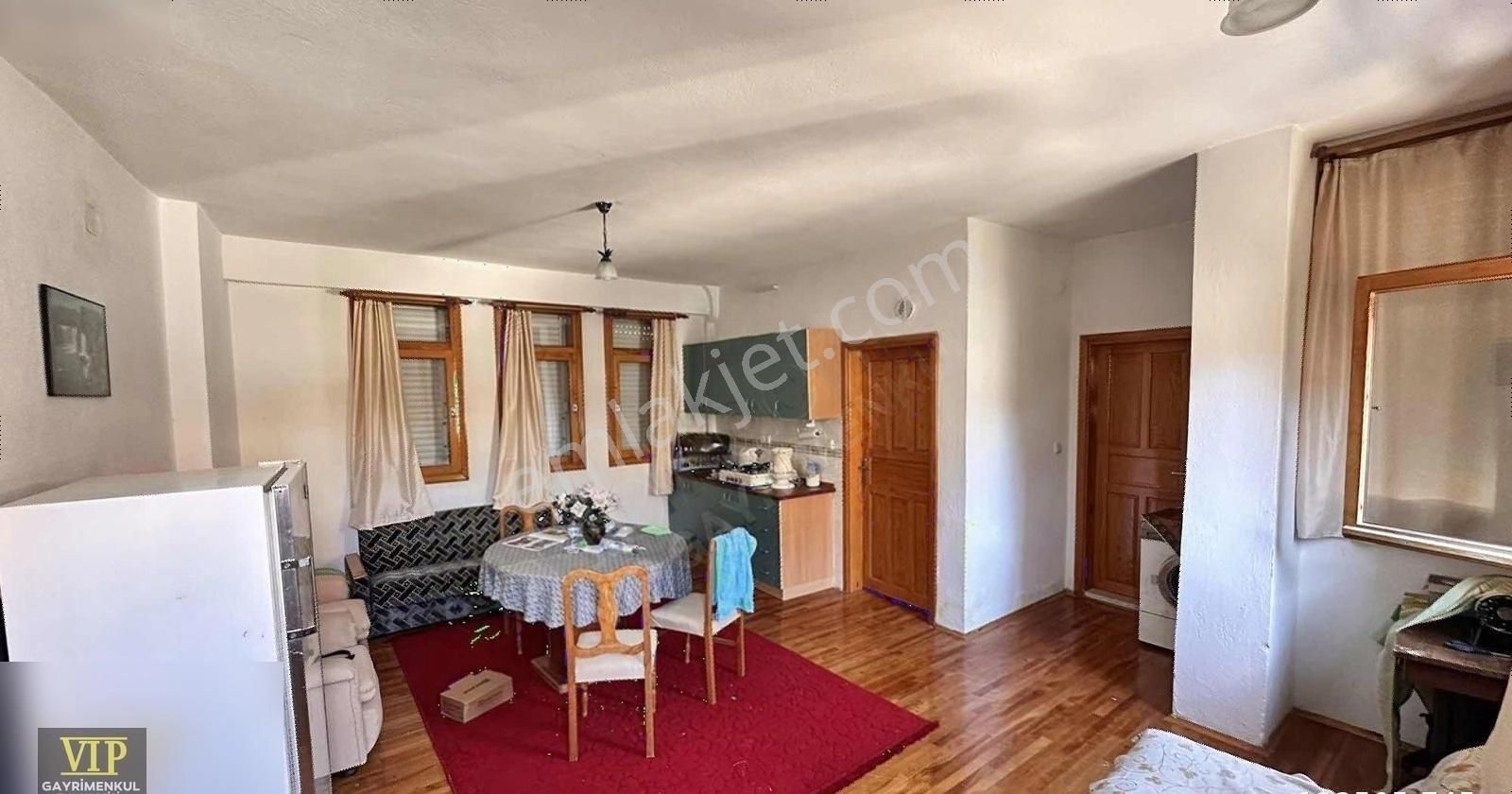 Vip Gayrimenkul'den Müstakil 2 Adet 1+1 Ve Depolu Teraslı Ev - Görsel 35