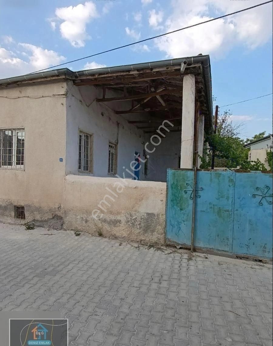 Niğde Merkez Sazlıca Bld. (Yukarı) Satılık Müstakil Ev Deniz Emlak Tan Sazlıca Aşağıda Müstakil Bahçe Evi