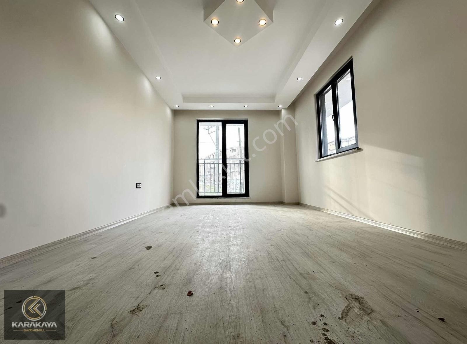 Darıca Nenehatun Satılık Daire Nenehatun Mah Satılık 4+1 200m² Ters Dubleks Çift Girişli